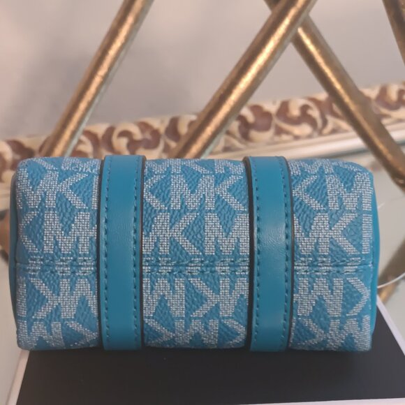 NWT Michael Kors Micro Duffle Keyfob, Perfect Sky - Picture 6 of 7